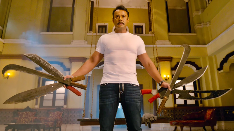 Darshan's fans who received the Kranti movie in a big way by donating blood